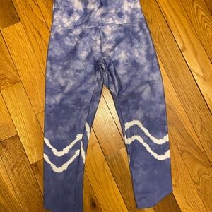 Women’s Tie-Dye Leggings - Blue and White